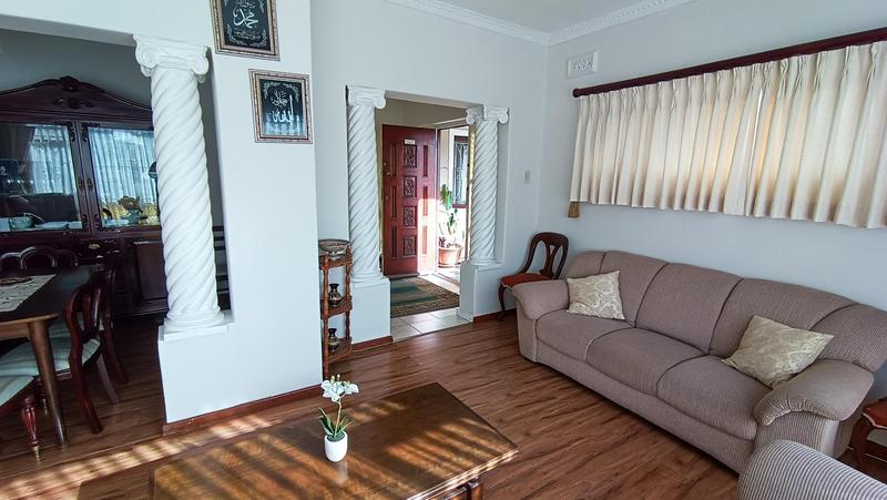 3 Bedroom Property for Sale in Belgravia Western Cape